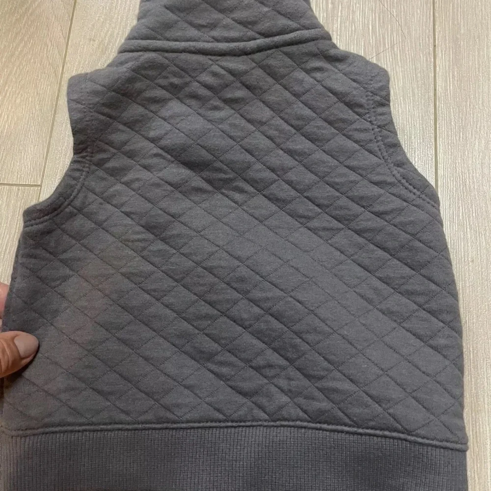 Baby Boys Carter's  Gray   Zip Jacket / Vest Size 6 months